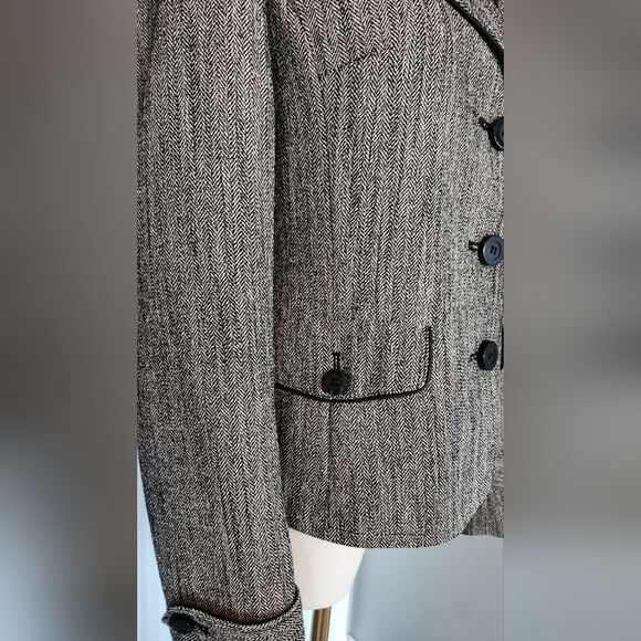 In Wear Brown Blazer - Size 8 - Picture 4 of 8